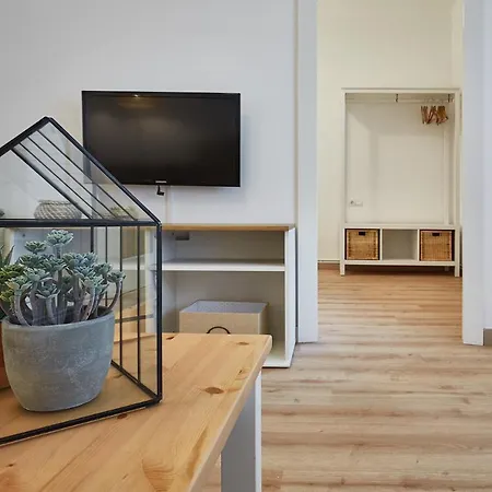 Apartament Bbarcelona Calabria Flat *